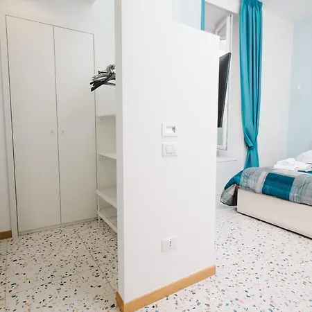 Elea 47 - In The Heart Of Salerno